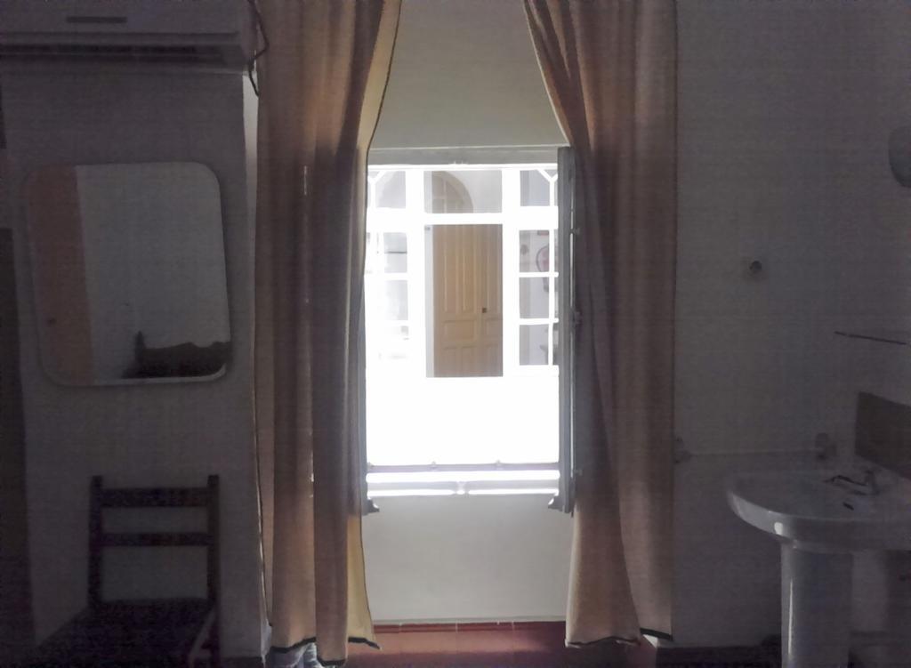 Hostal Union Campana Sevilla Szoba fotó
